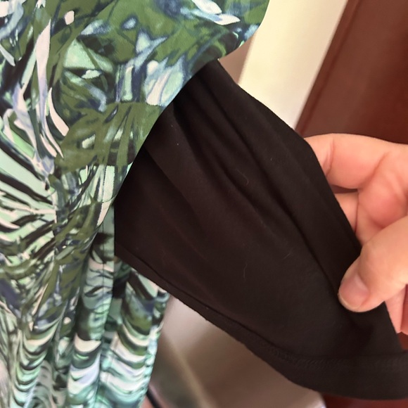 EUC Jennifer Lopez Dress Womens  Green Maxi Tropical Halter Neck Lined Tie Neck - Picture 4 of 4